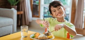 Mengoptimalkan Energi Anak Melalui Pola Makan yang Seimbang